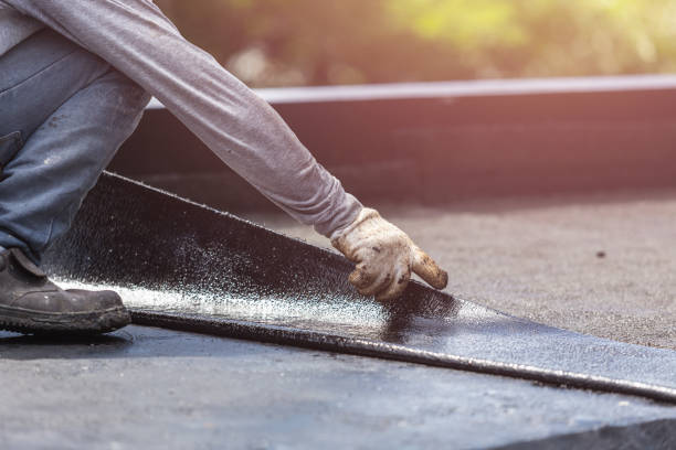 Professional Crawl Space Encapsulation technician working in Warren, IL